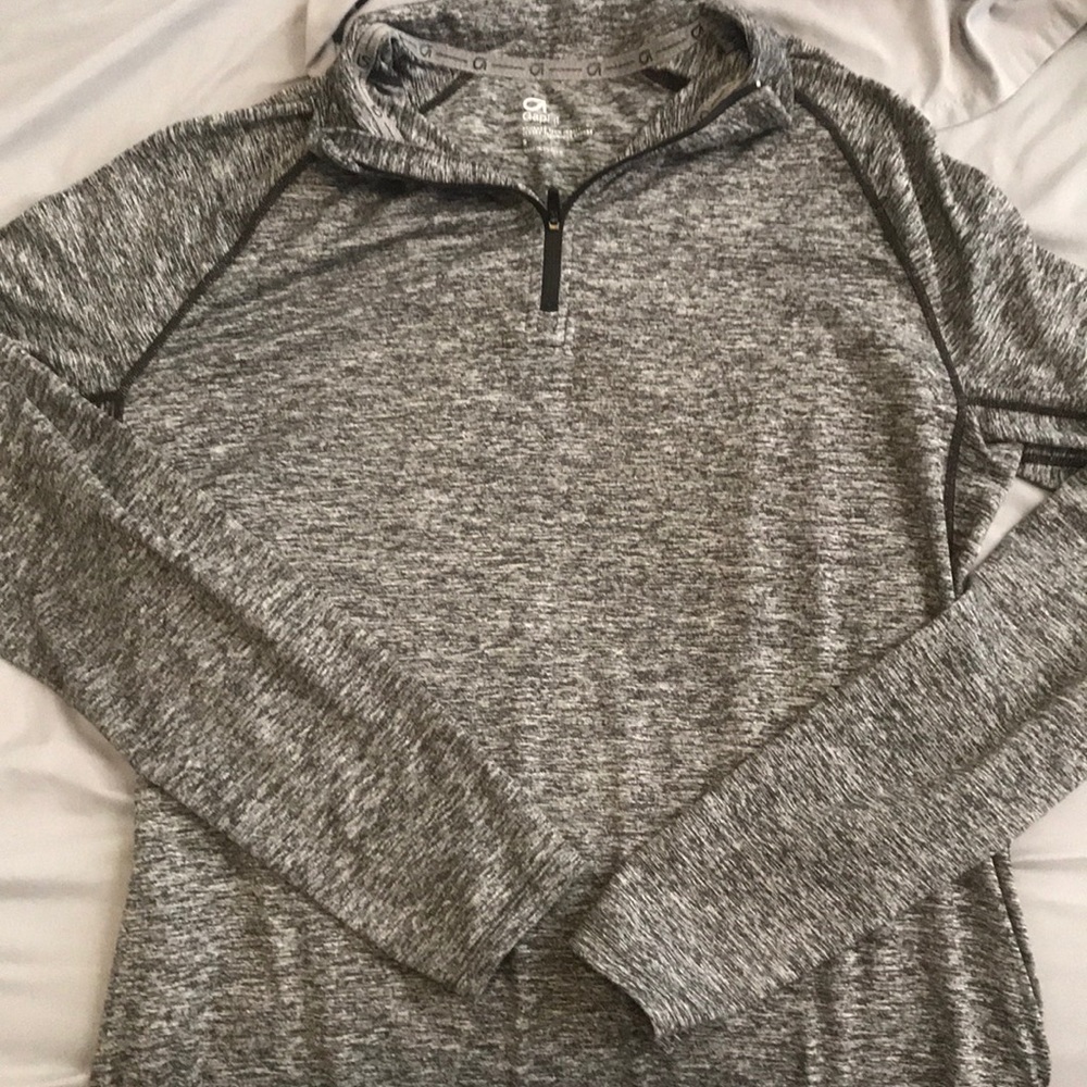 Mens GapFit Brushed Tech Jersey